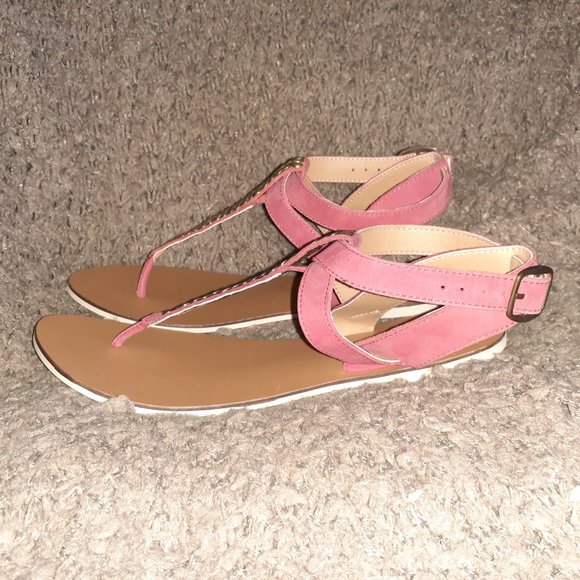 ECOTE-UO-ANTHRO-Red Suede Thong Strappy Studded Flat Sandals-Sz 7-Near Mint - Picture 2 of 6